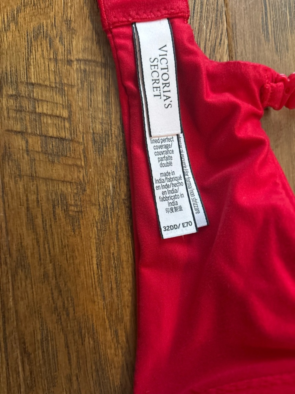 Victoria's Secret Red Padded T-Shirt Bra - Picture 4 of 7